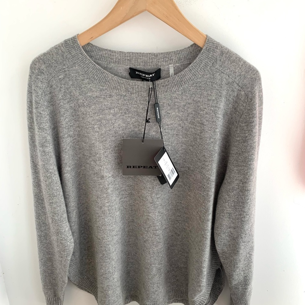 Repeat Women's Classic Gray Crew Neck Sweater